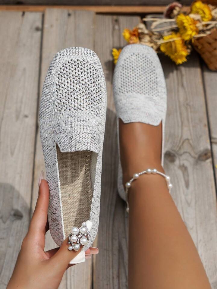 Chaussures plates en maille claire, avec décoration fleur scintillante