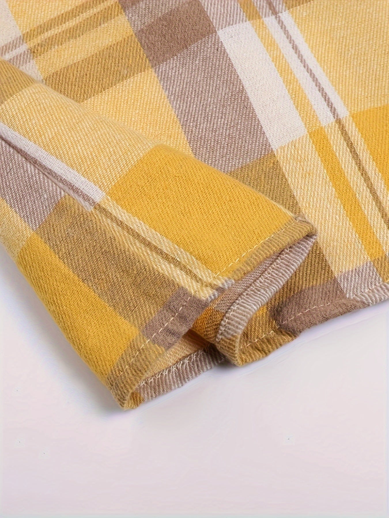 Chemise à manches longues à carreaux jaune, poignets et couture en bord nervuré