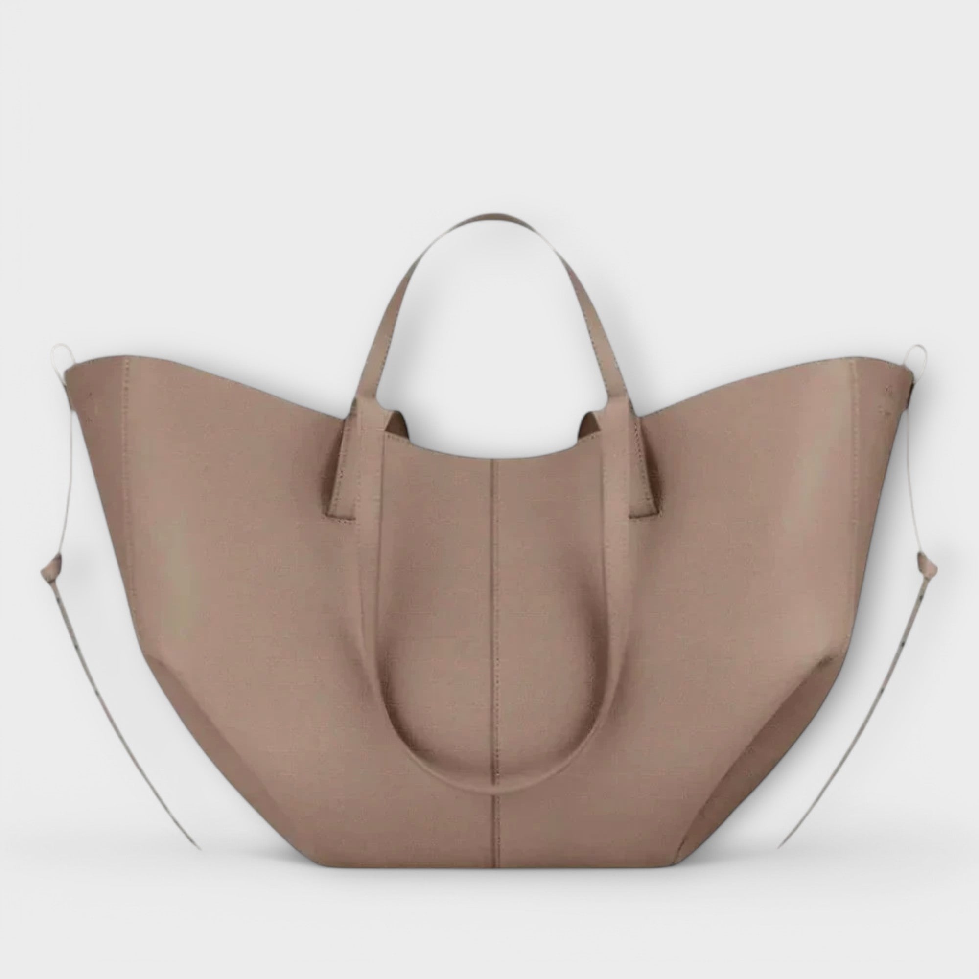 Sac cabas en cuir effet lisse taupe, anses et ouverture centrale en U.