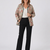 Veste matelassée florale multicolore, manches longues, fermeture zippée et boutonnée.
