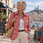 Veste à carreaux vichy rouge à volants et boutons, col chemise.