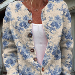 Cardigan boutonné beige à imprimé floral bleu, boutons marron, encolure ronde