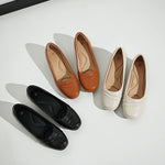 Lot de chaussures plates élégantes noires, beiges et marron clair, bout arrondi