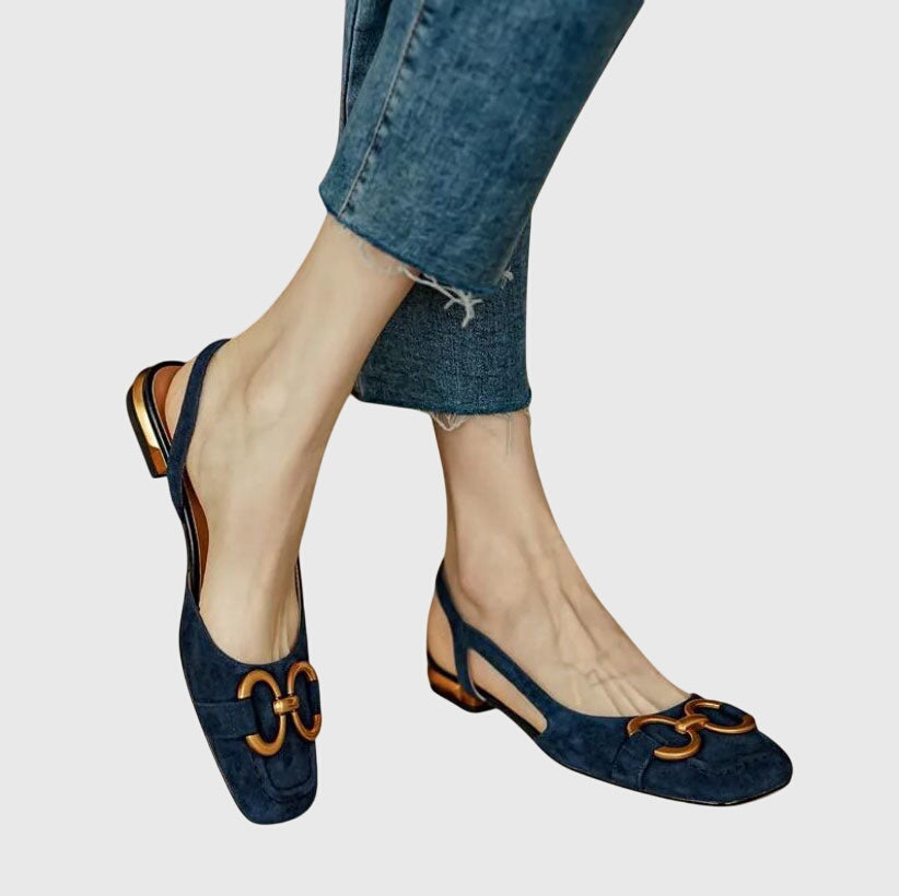 Sandales orthopédiques bleu foncé, brides, petit talon carré, boucle dorée décorative