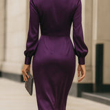 Clara | Robe Midi Drapée en Satin Prune Profond