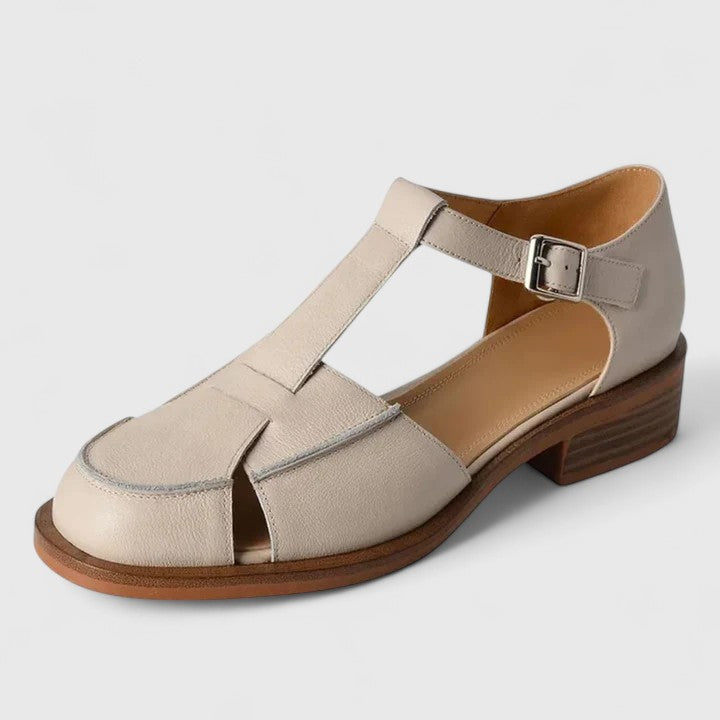 Sandales fermées beiges à bride et boucle réglable, semelle marron