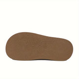 Semelle de mocassin en suède marron, vue du dessous