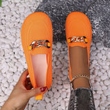 Chaussures plates Léa orange à semelle souple, bride chaîne dorée