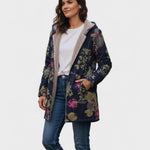 Manteau long bleu marine à capuche, motif floral multicolore et poches