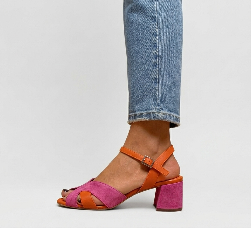 Sandales à talon carré, bride cheville orange, empiècements fuchsia et orange, boucle