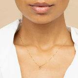 Collier initial en lettres d'amour