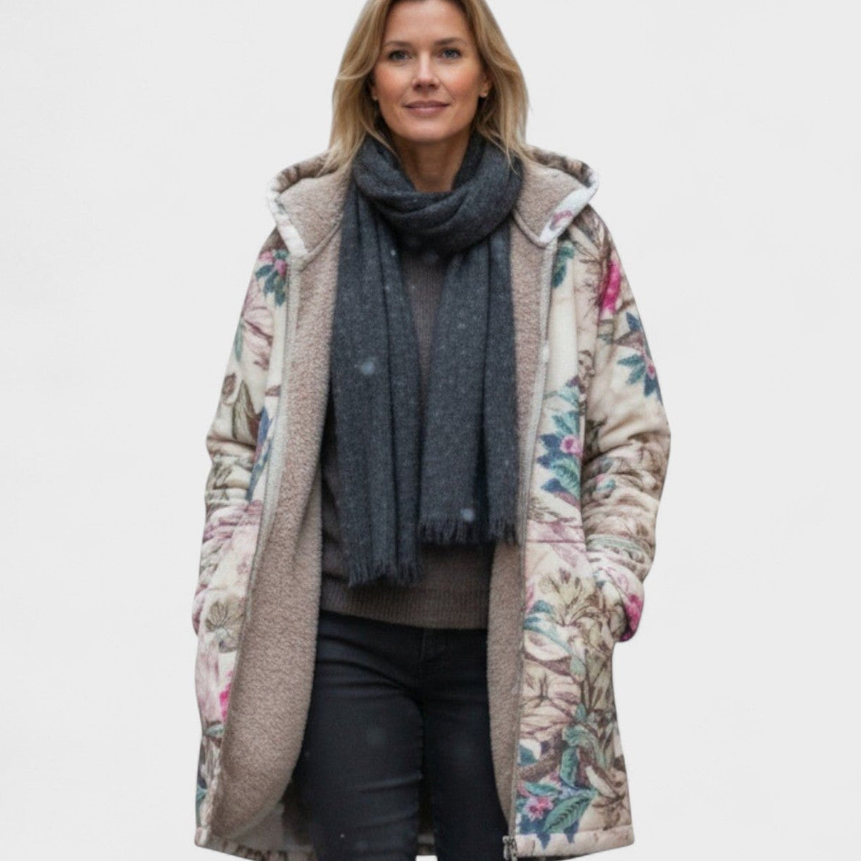 Veste en polaire Pierrette à motif botanique, doublure grise, fermeture zippée.
