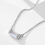 Livia – Collier en argent avec petit pendentif