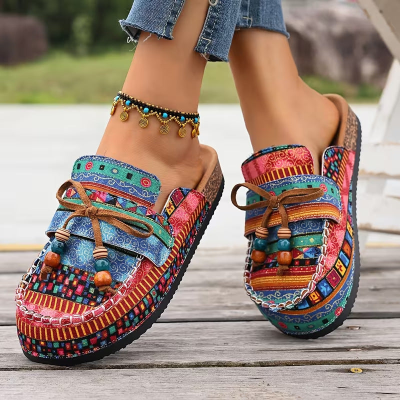 Mocassins à motifs multicolores, lacets en cuir et semelle marron