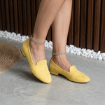 Mocassins souples en daim jaune, bout pointu, petit talon bloc