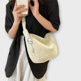 Sac à épaule en Cordura beige, bandoulière tressée, forme demi-lune, pendentif nuage
