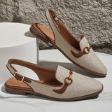 Mocassins Quitterie beige texturé, encolure ouverte, bride marron foncé et boucle dorée
