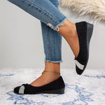 Ballerines Salomé noires à bout orné de strass brillants, semelle noire