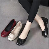 Ballerines légères à bride, plusieurs couleurs (noir, rouge, beige), semelles basses