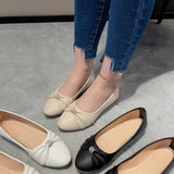 Ballerines Lucile beiges et noires à nœud, détail strass sur le dessus