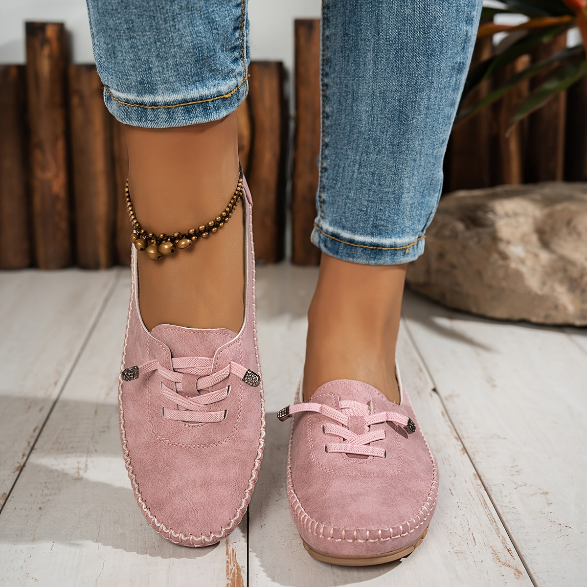 Mocassins en daim rose à lacets, semelle épaisse et coutures décoratives