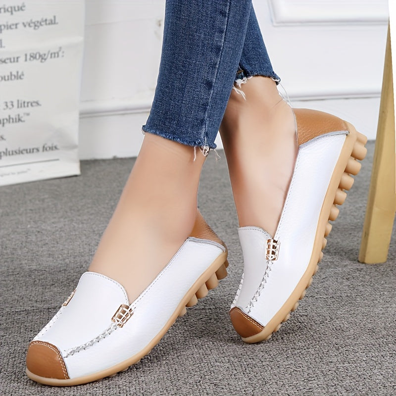 Mocassins à boucle Bérénice blancs, coutures décoratives et semelle claire