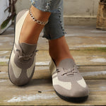 Mocassins tressés Blandine beiges, brides nouées, motif bandes blanches, semelle noire