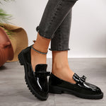 Mocassins vernis noirs à semelle épaisse, bride à boucle, style loafers