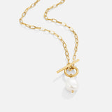 François – Chaîne en or avec pendentif en filigrane