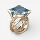 Bague en Or Rose avec Zirconium Bleu Vintage