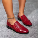 Mocassins vernis rouges à empiècement effet croco et bout pointu